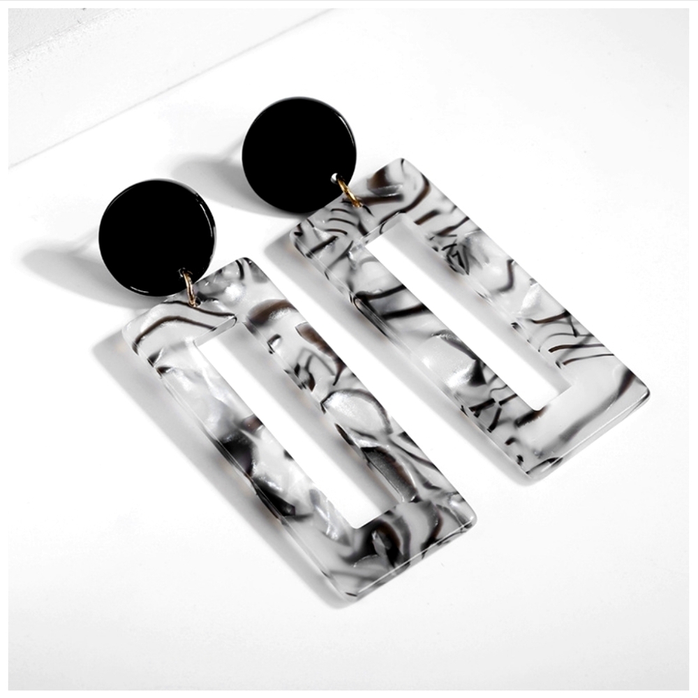🍒5/$30- LEOPARD Acrylic Dangle Earrings